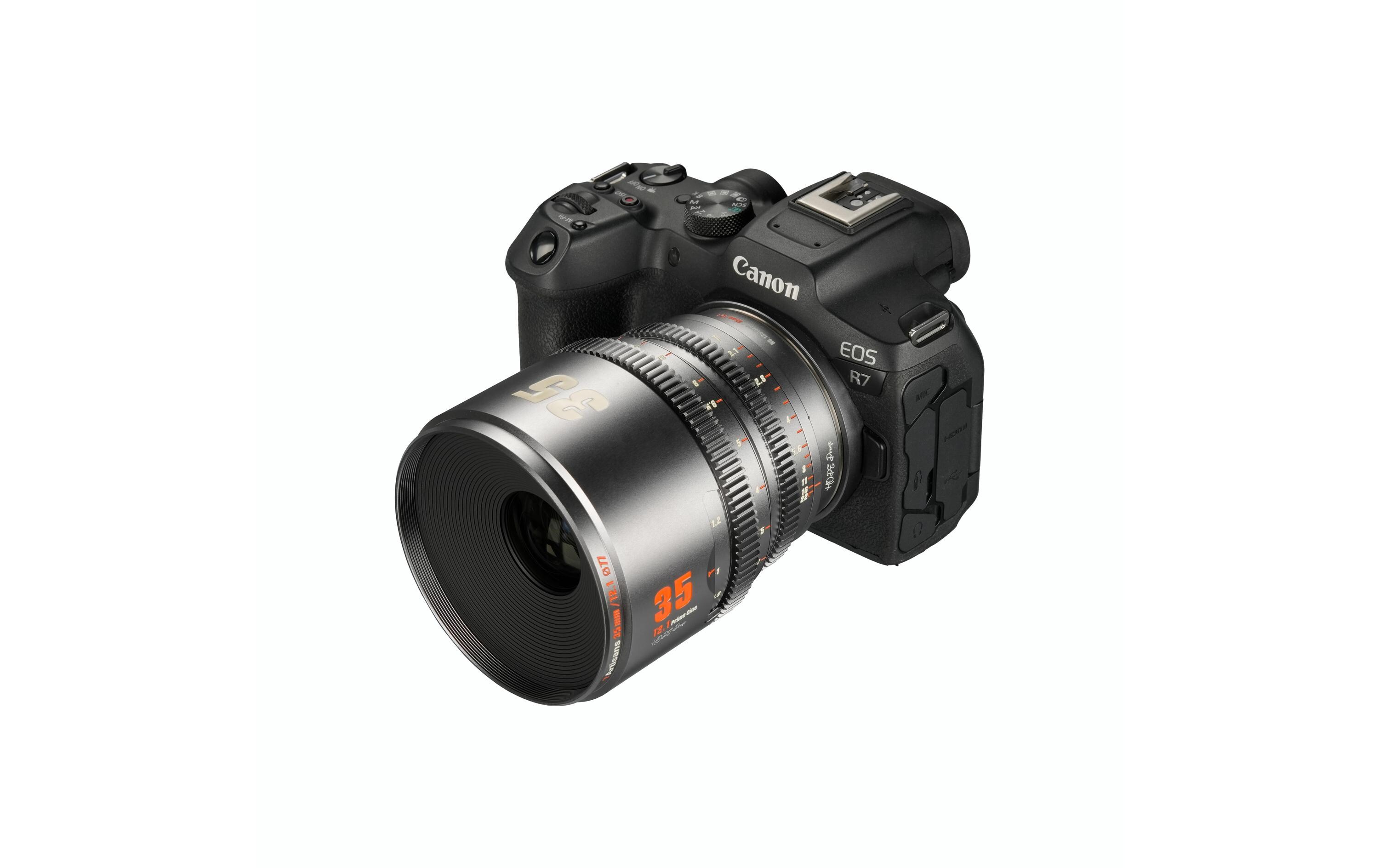 Festbrennweite 35mm T/2.1 – Canon RF<br>Kompaktes, leichtes Objektiv für Kameras mit Super35-Sensoren