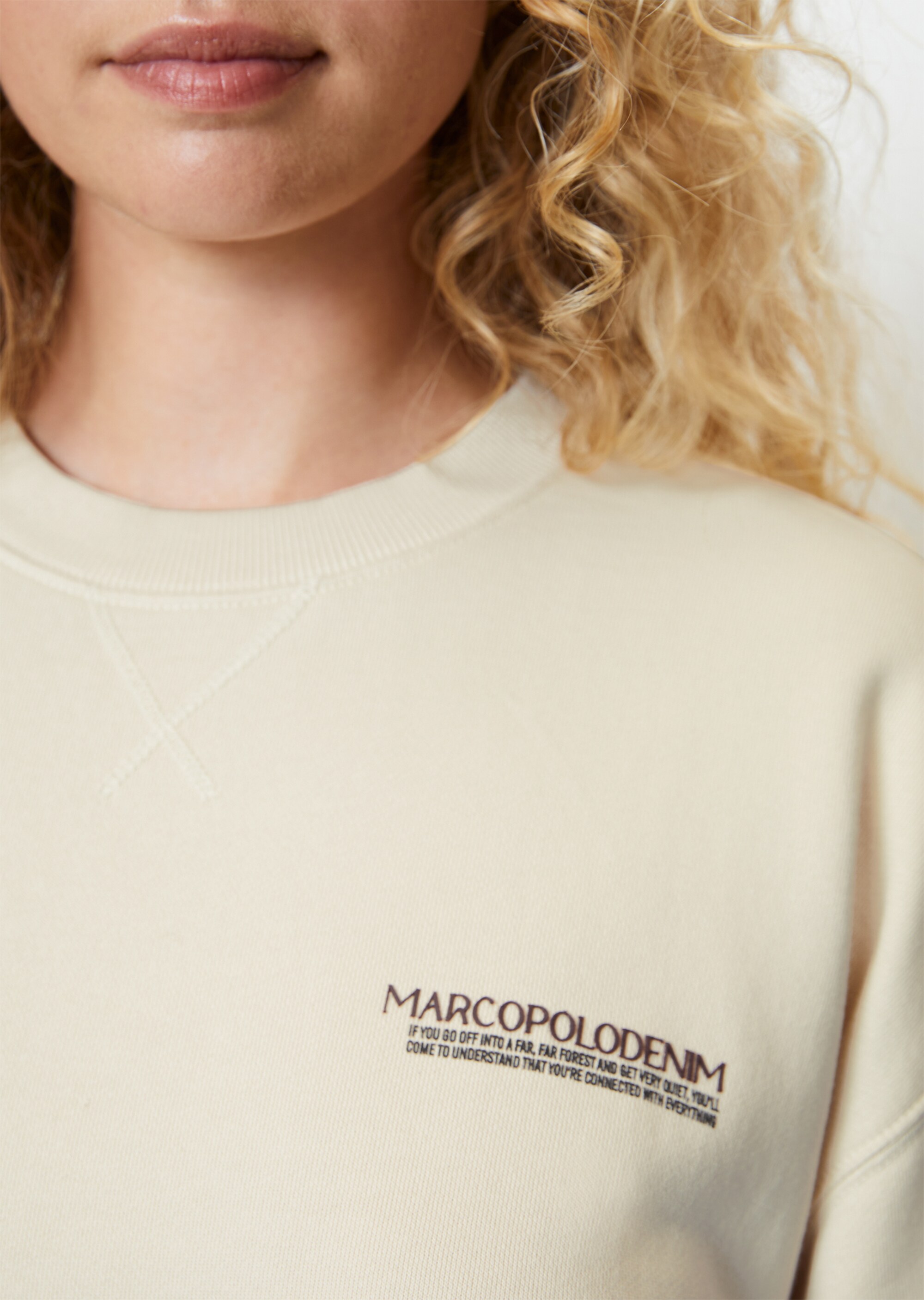 Oversize Sweatshirt mit Printaus Organic Cotton