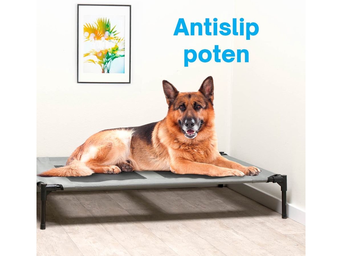 Maxxpro 106 x 76 x 17 cm hondenbed op pootjes - Black