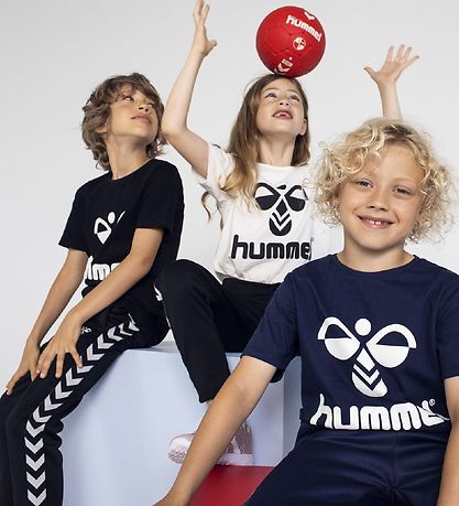 Hummel T-Shirt - hmlTres - Schwarz