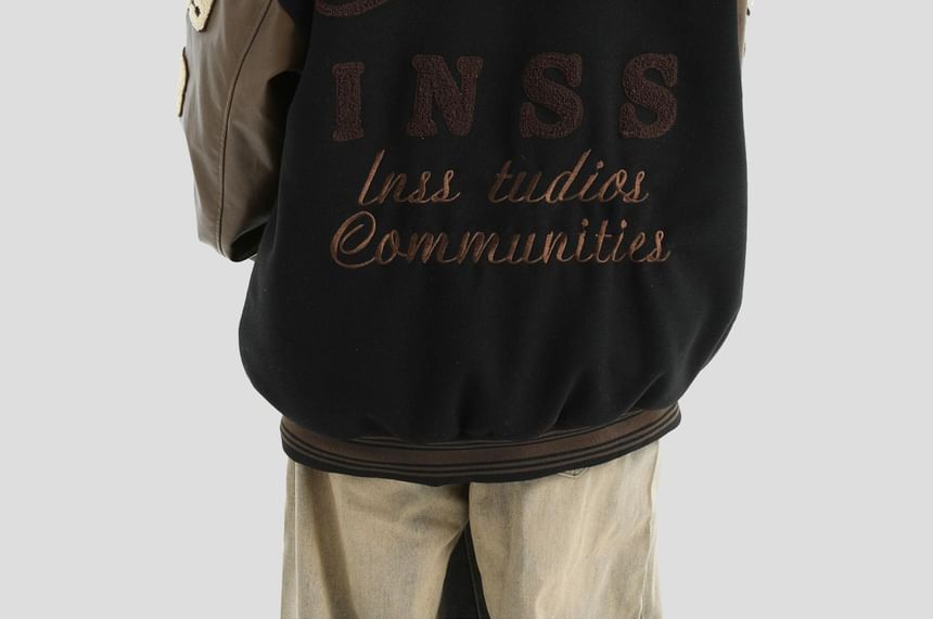 Banash - Matching baseballjack met geborduurde letters en knoopjes