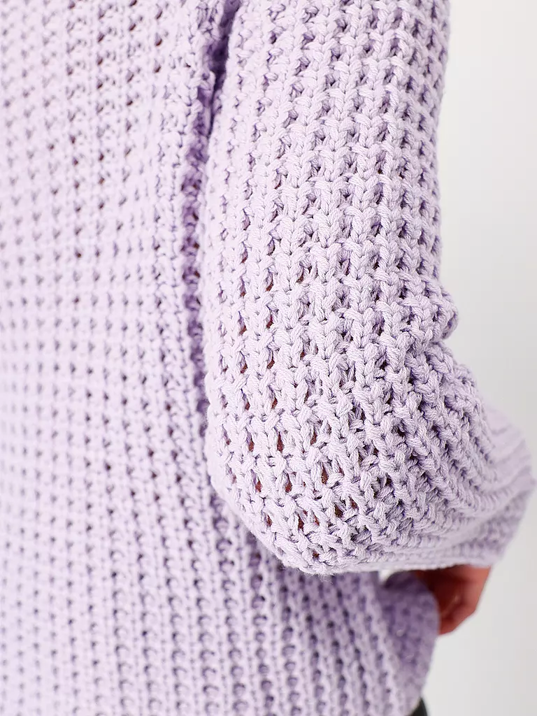 MONARI Pullover  lila