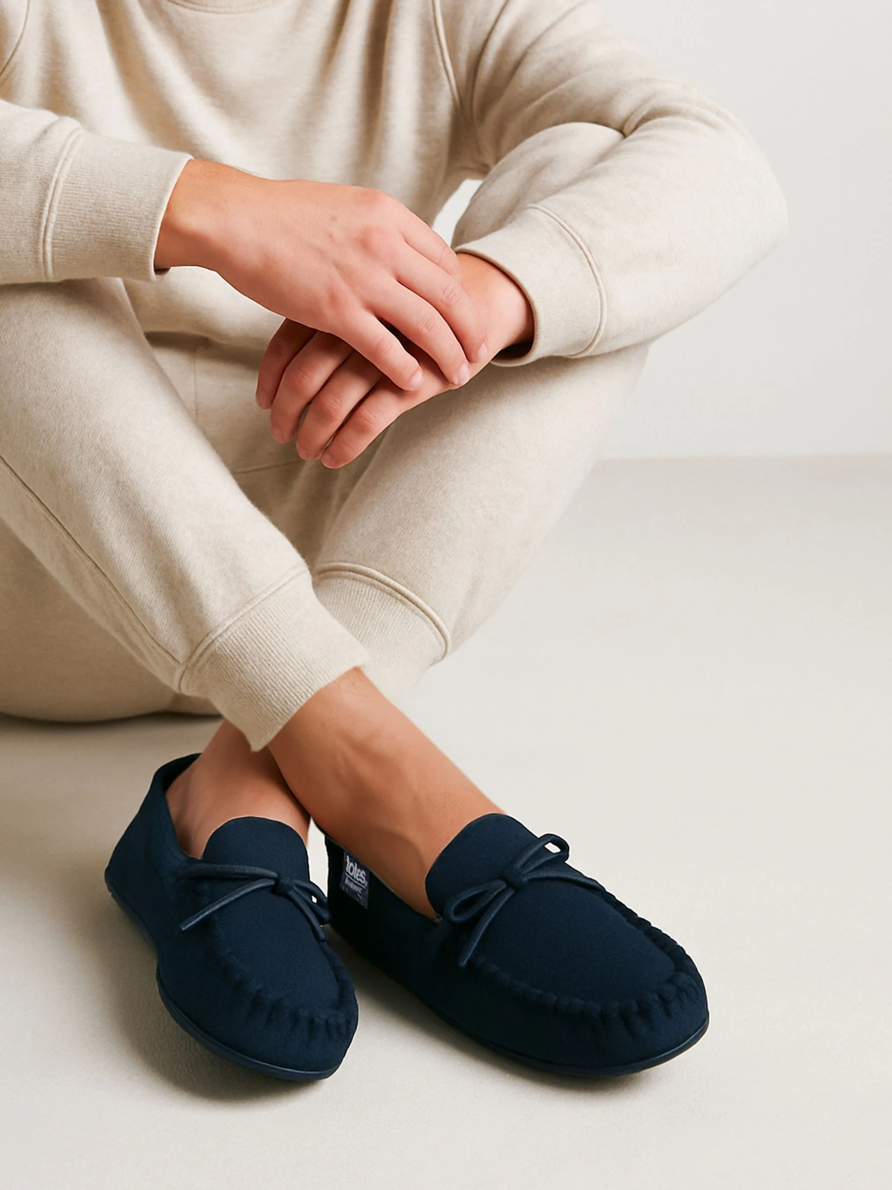 Totes Isotoner Mens Herringbone Lined Moccasin