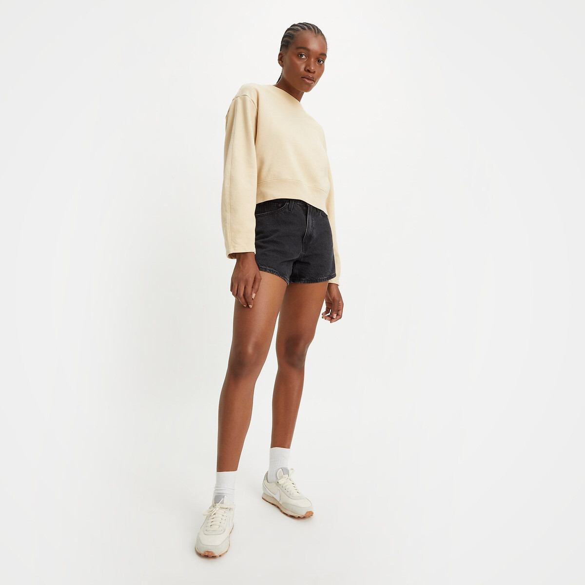 LEVI'S<br>Mãe baixinha dos anos 80