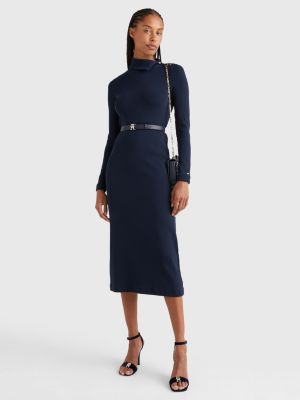 Vestido midi justo com gola alta