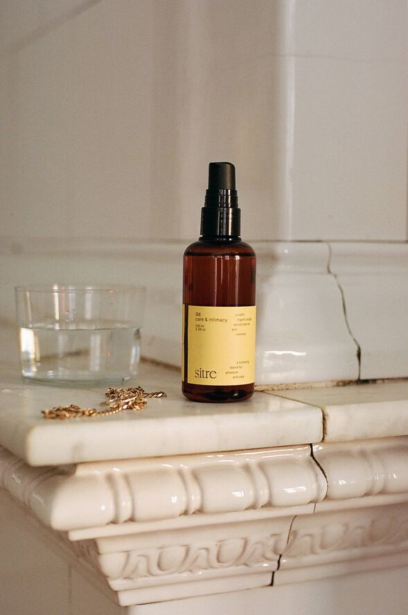 Sitre Oil - care & intimacy