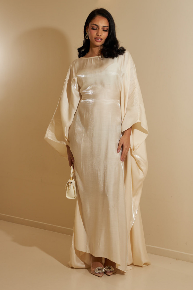 Robe manche chauves-souris pailletées blanche