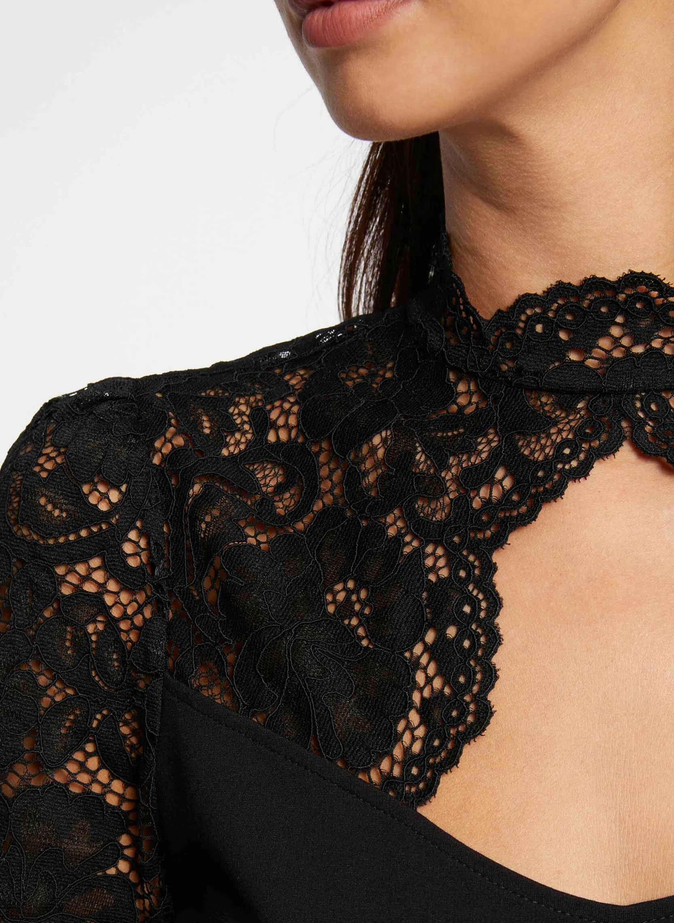DOUAZA - Tee-shirt manches courtes en dentelle | Noir