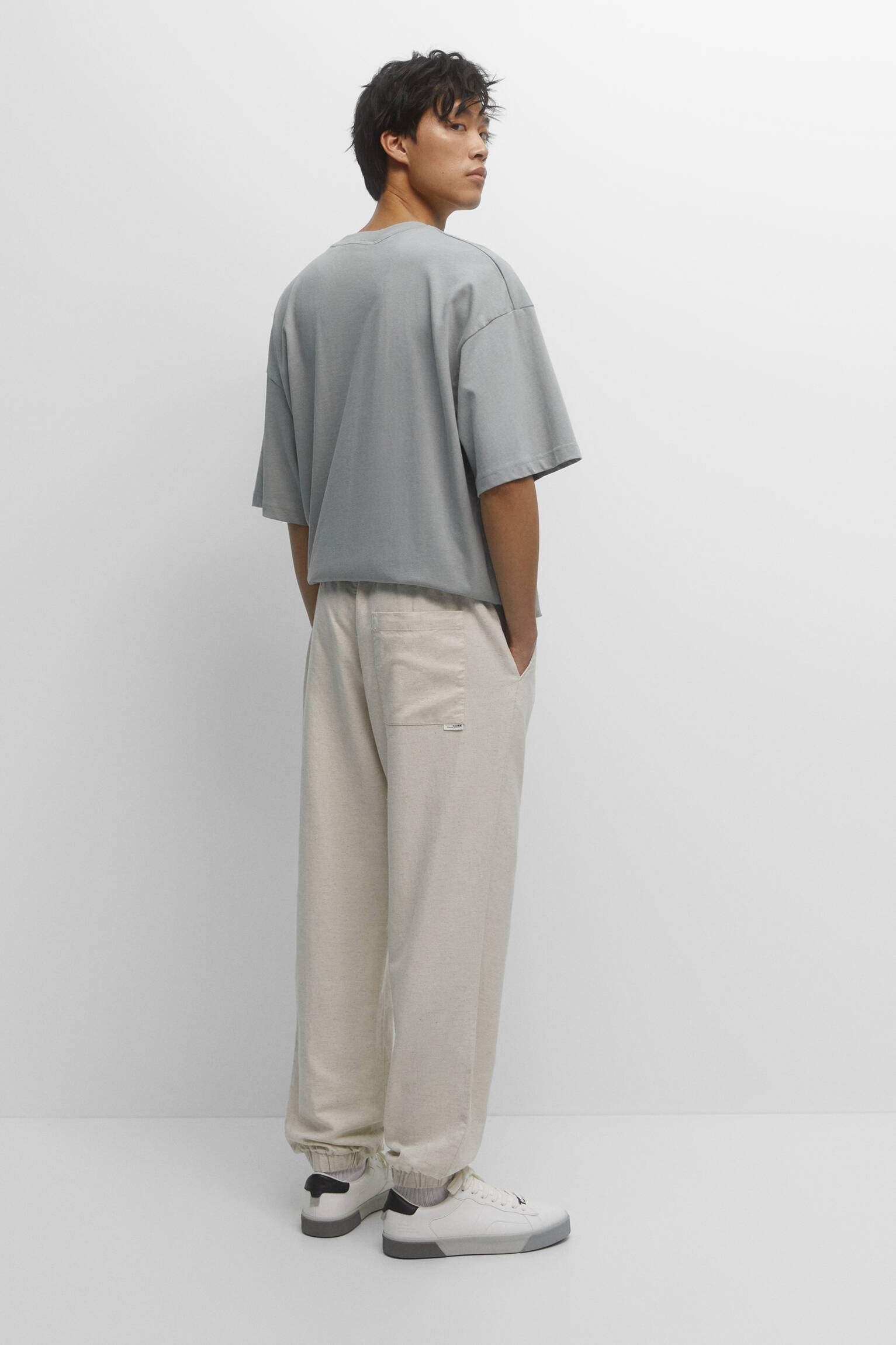 Calça jogger rústica de linho - crua