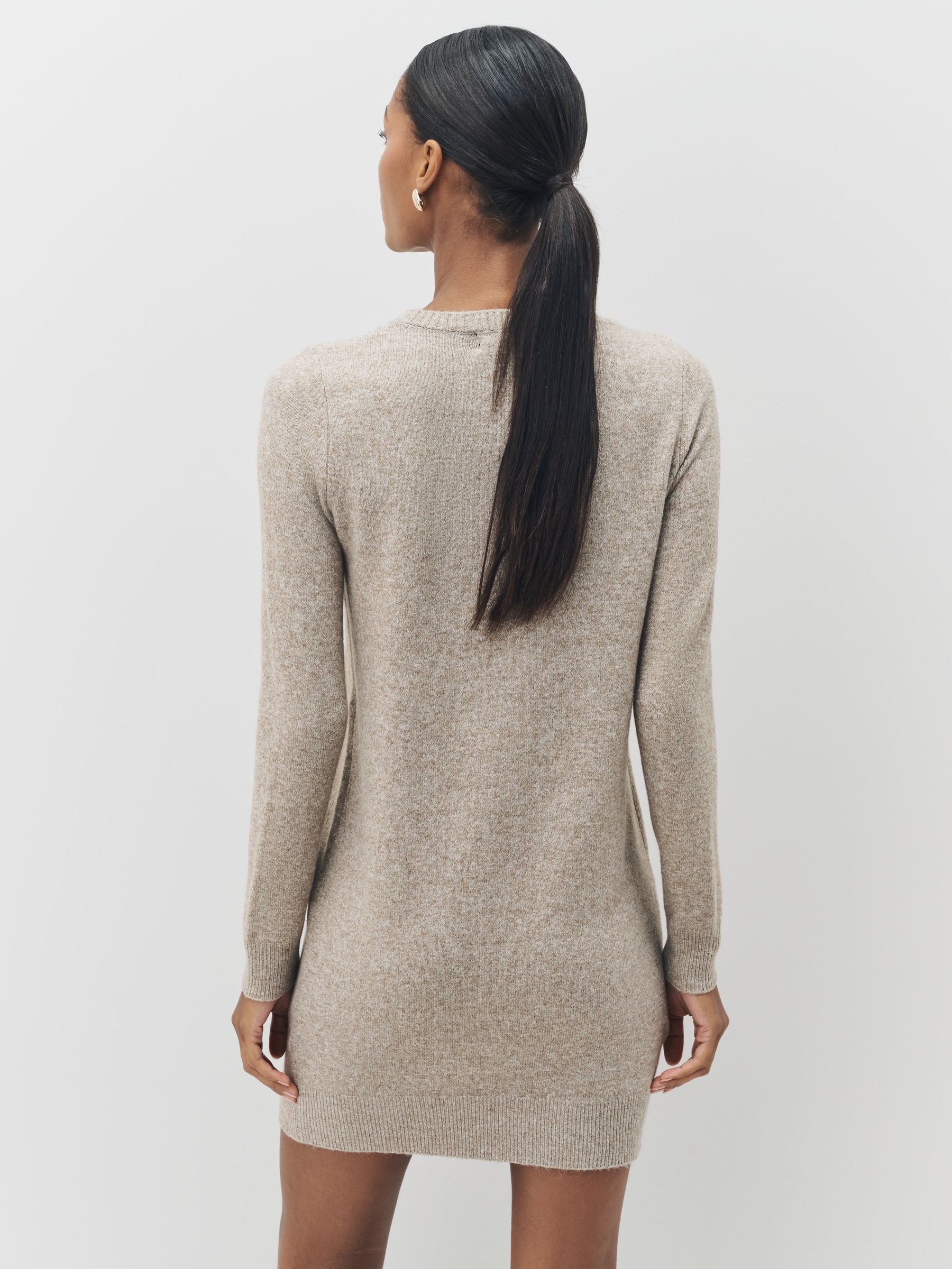 Natuurlijk - VERO MODA zacht aanvoelende gebreide trui-jurk met ronde hals