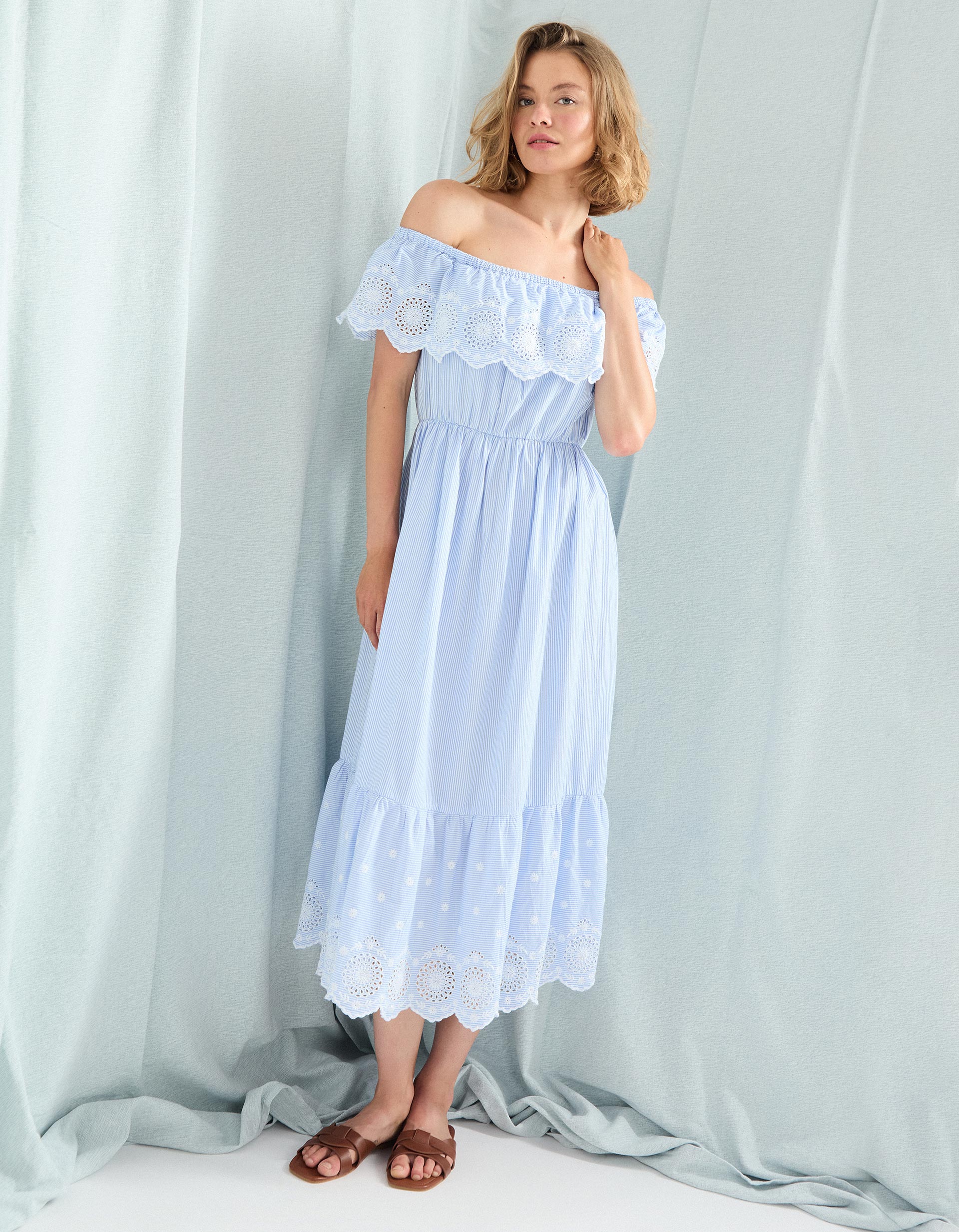 Vestido com Bordado, Mulher, Azul