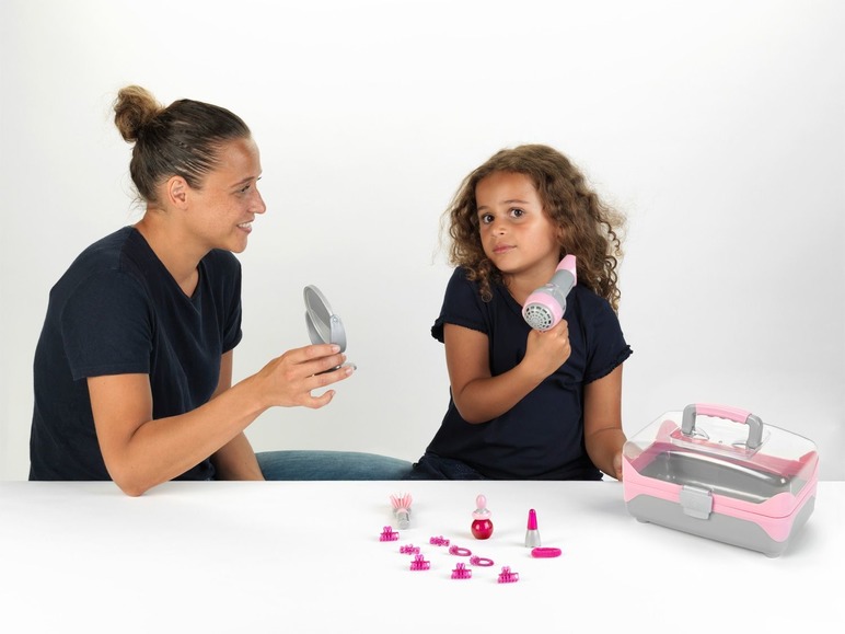 Braun beautycase met haardroger