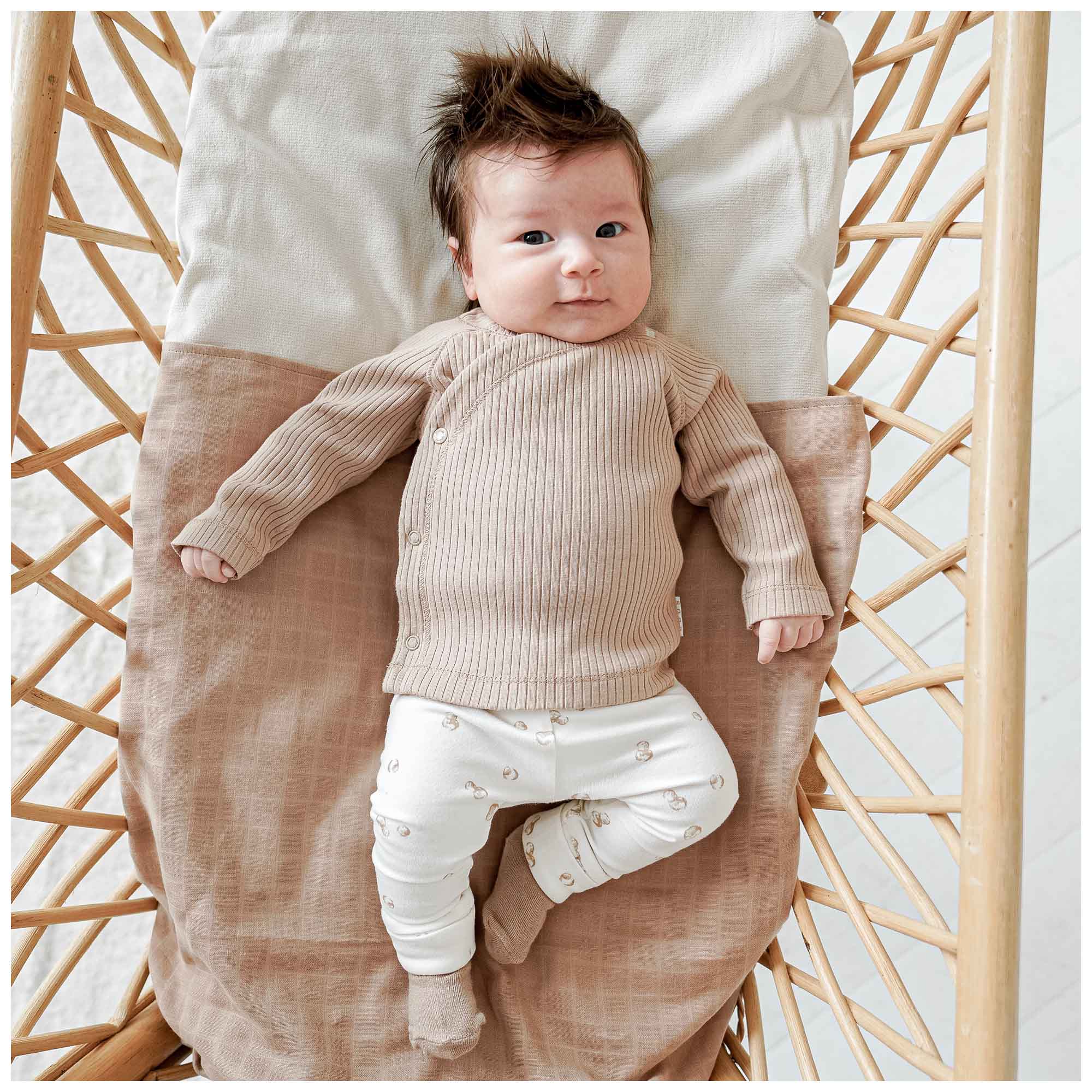 Prénatal newborn overslagshirt rib lange mouwen effen beige