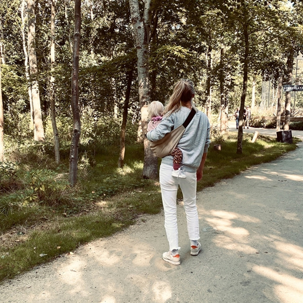 Køb Wildride The Toddler Swing Bæresele Basic Beige