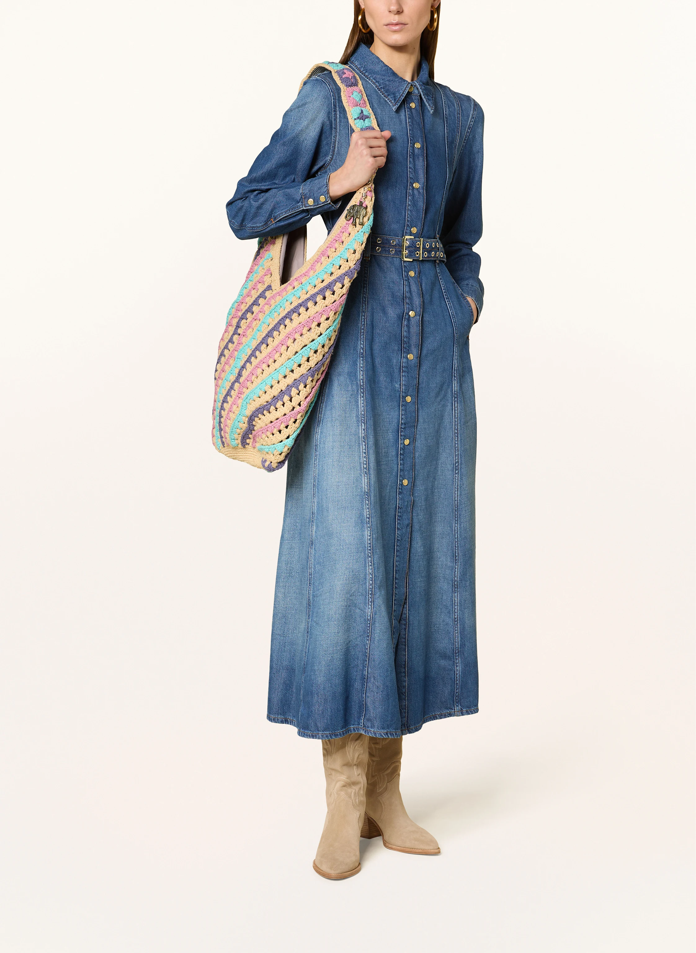 ANOKHI Shopper