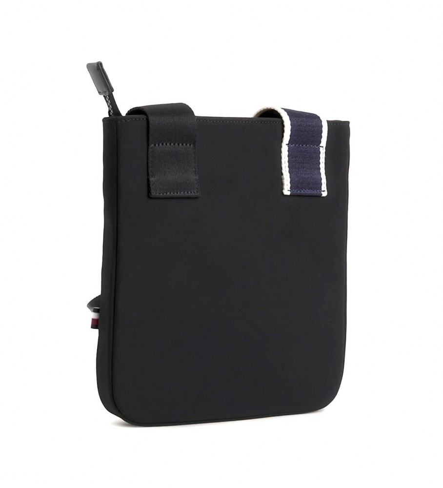 Bolsa transversal pequena com logo da Tommy Hilfiger, preta.
