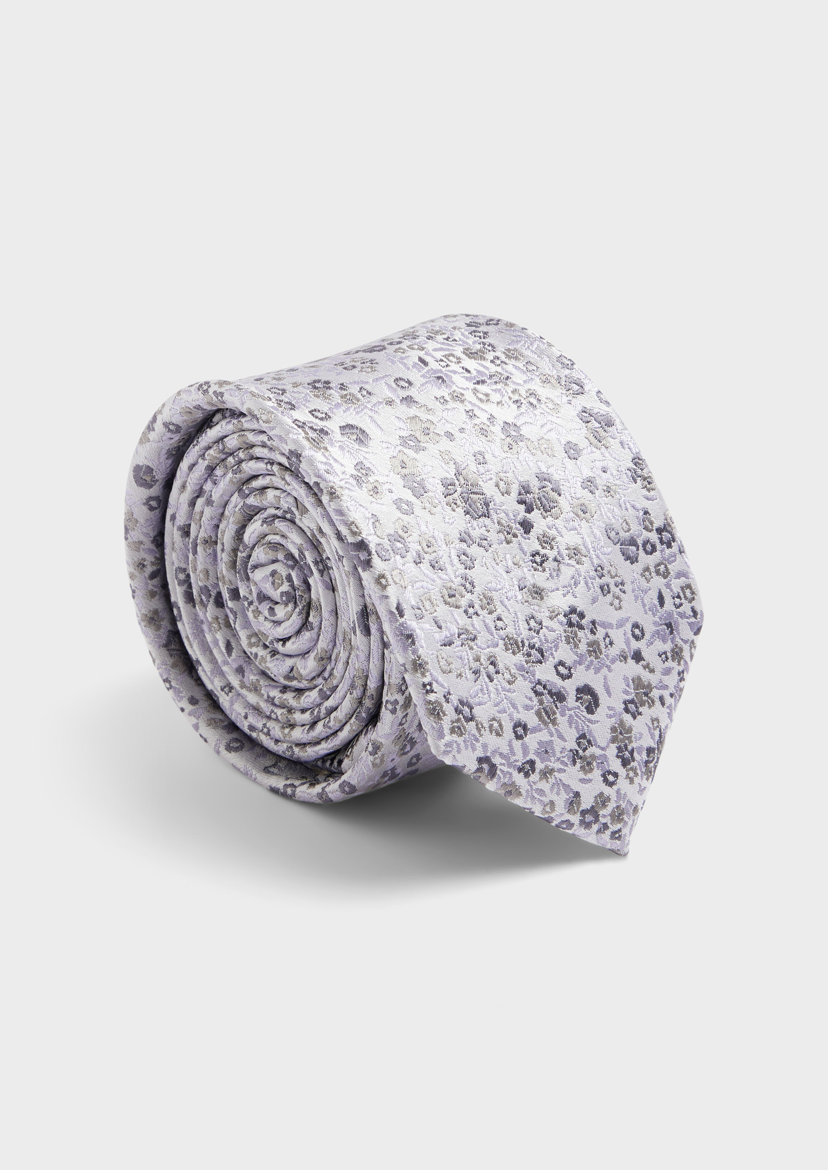 Cravate large en soie lilas à motif fleuri