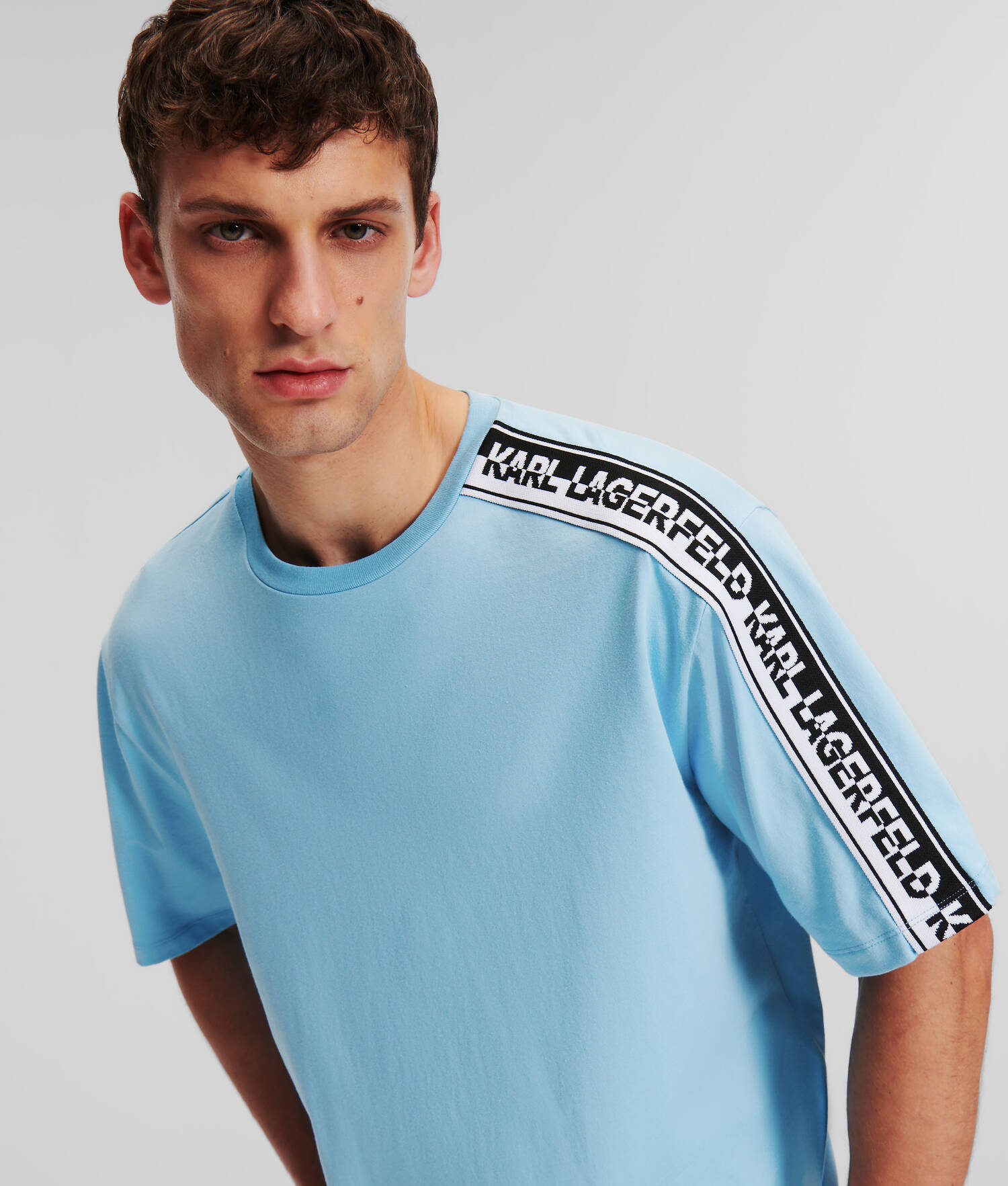 T-SHIRT AVEC GALON À LOGO KARL