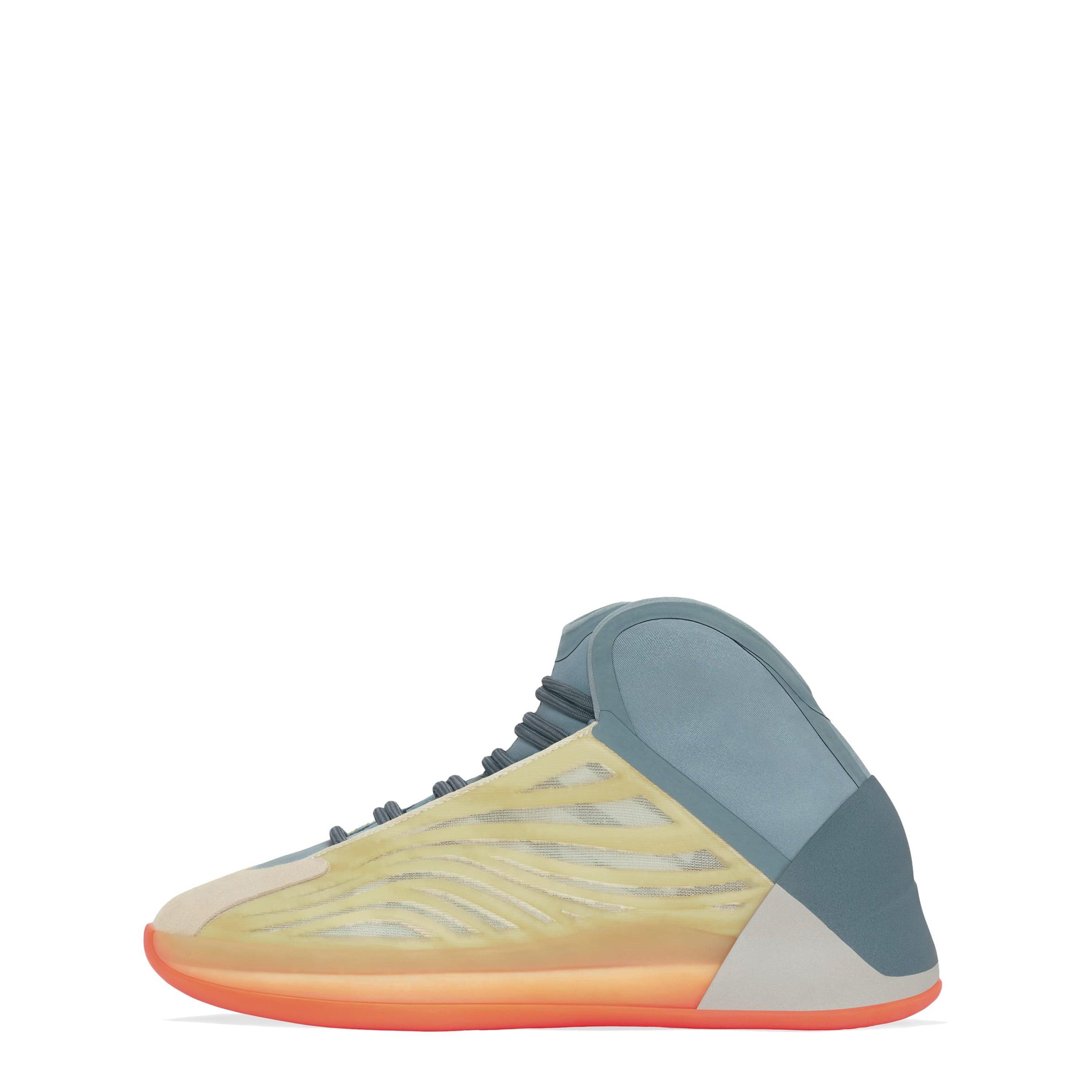 Yeezy QNTM Sneakers Mens