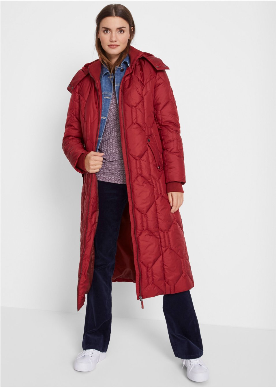 Manteau long matelassé avec surpiqûres diamant