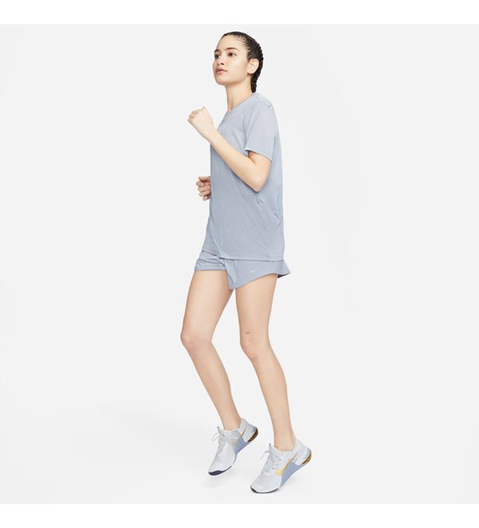 Nike Women One 's Dri-FIT Mid-Rise 3' Brief-Lined Shorts