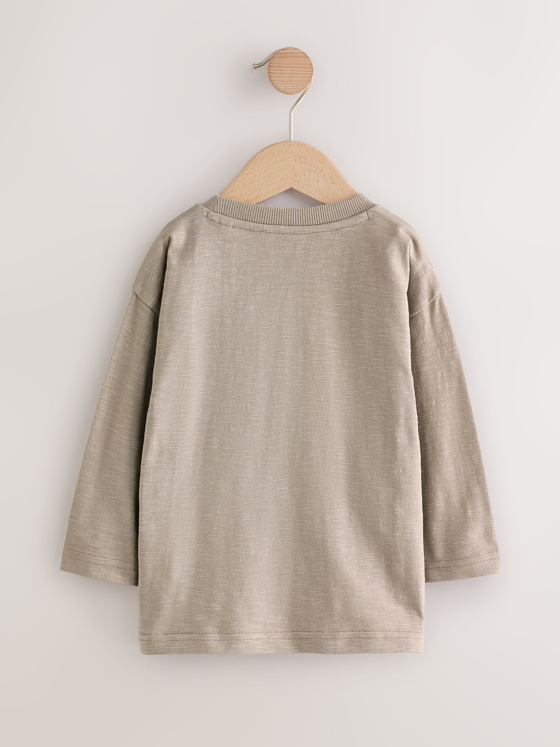 Kiezelkleurig All-Over Geborduurd - Kerst-T-shirt met lange mouwen (3mnd -8jr)