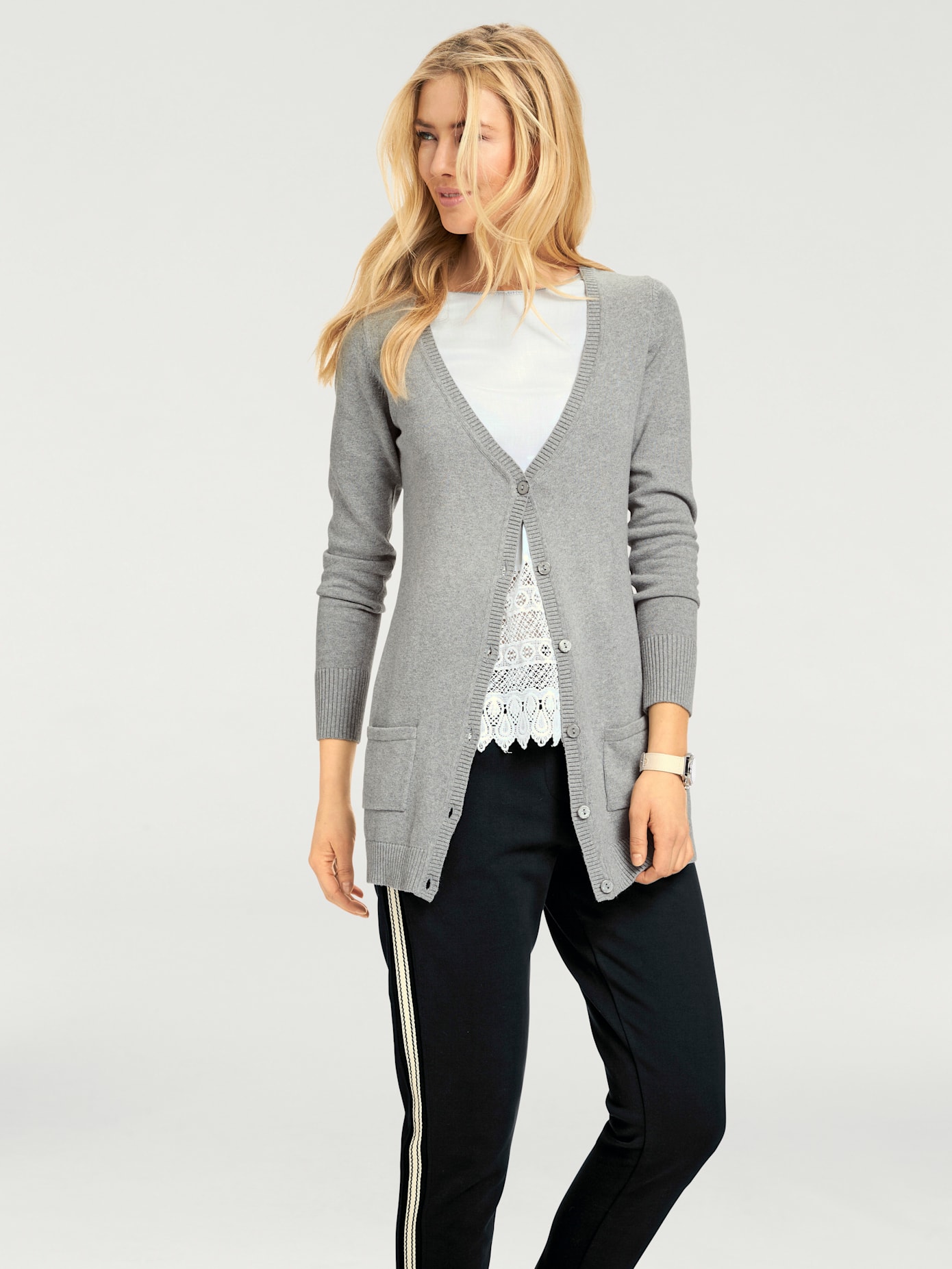 Veste en tricot fin basique incontournable, détails côtelés tendance