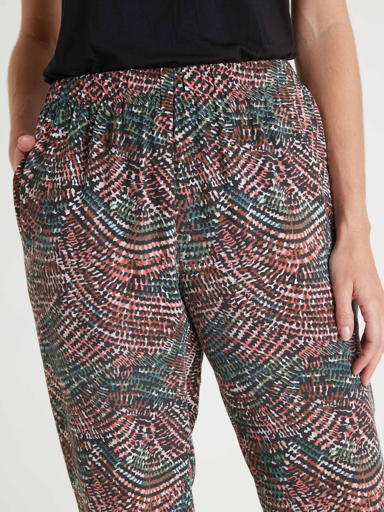 Pantalon entièrement élastiqué