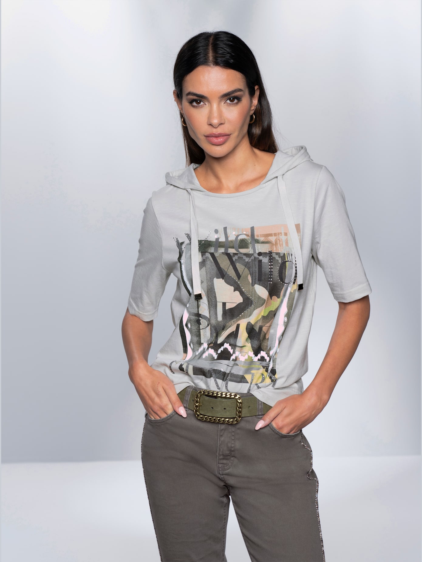 T-shirt à capuche motif imprimé devant
