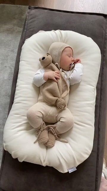 Babynest Snuggle Me Organic | Infant Lounger