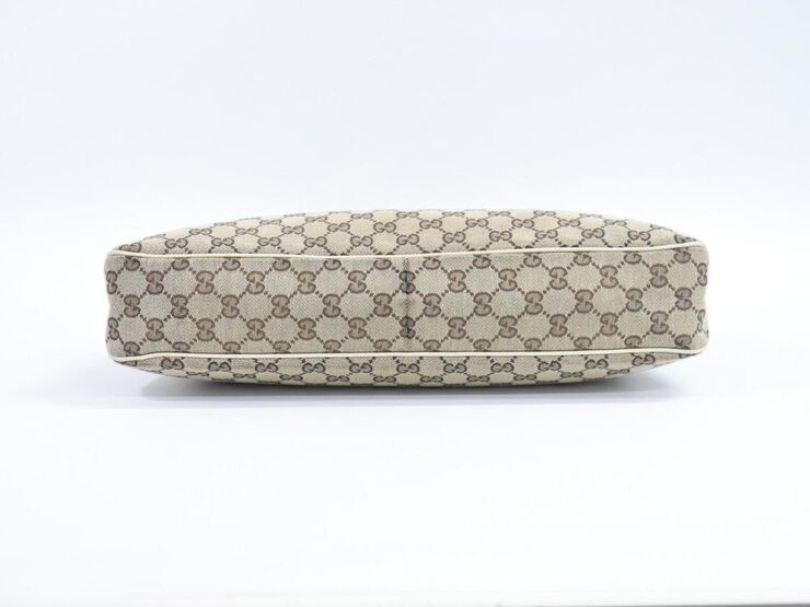 Gucci Vintage Gucci Handbag Beige