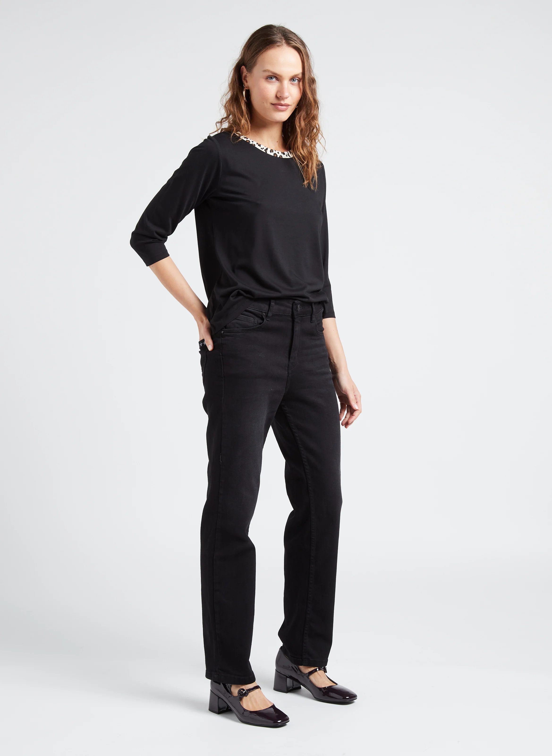 THILDA - Tee-shirt col rond en coton mélangé | Noir