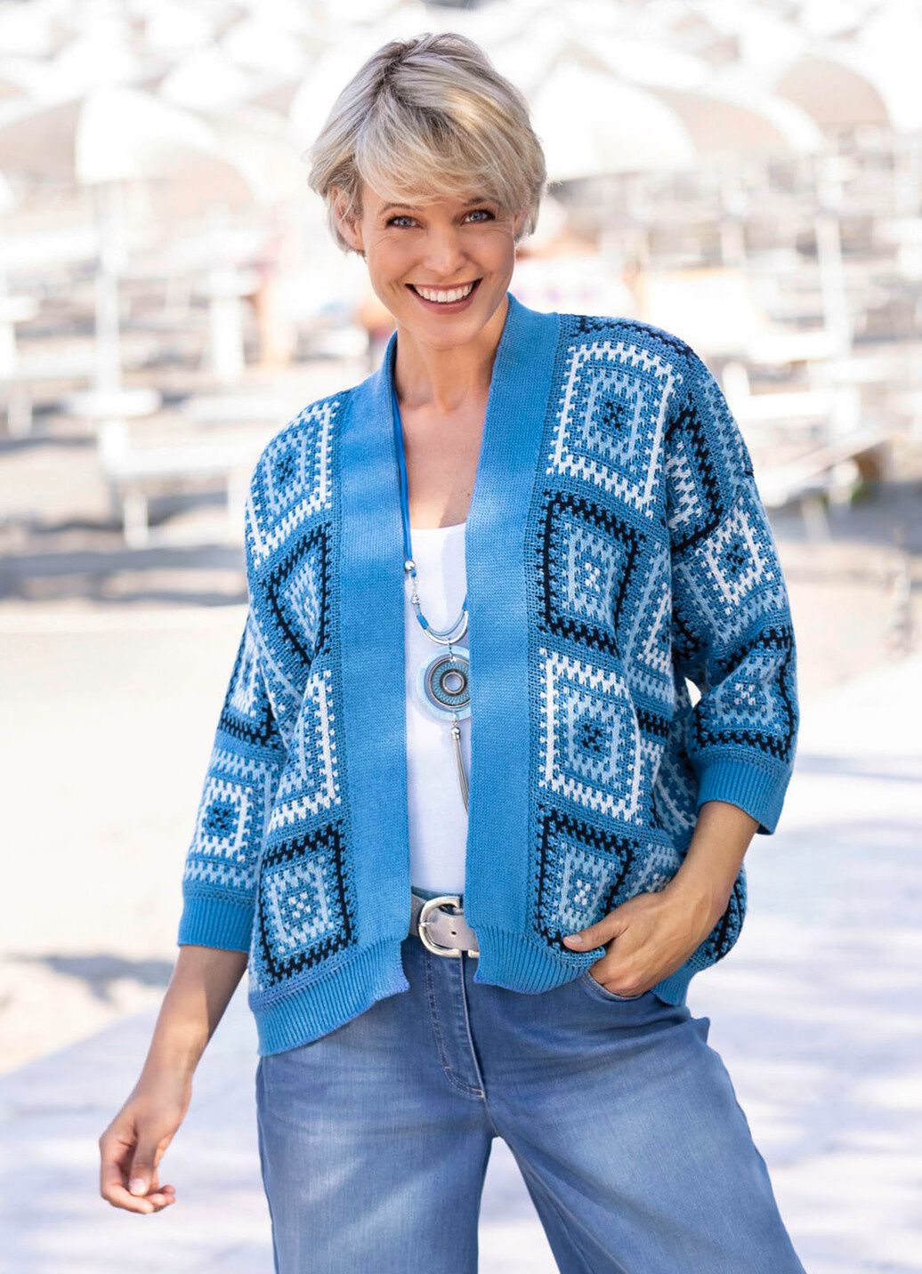 Strickjacke in Jacquard-Dessin