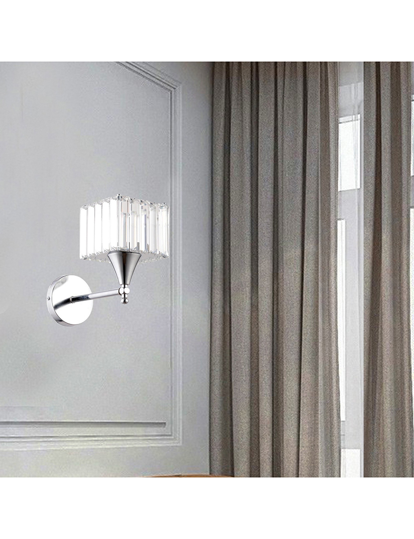 Lumiq Chrome Wall Light