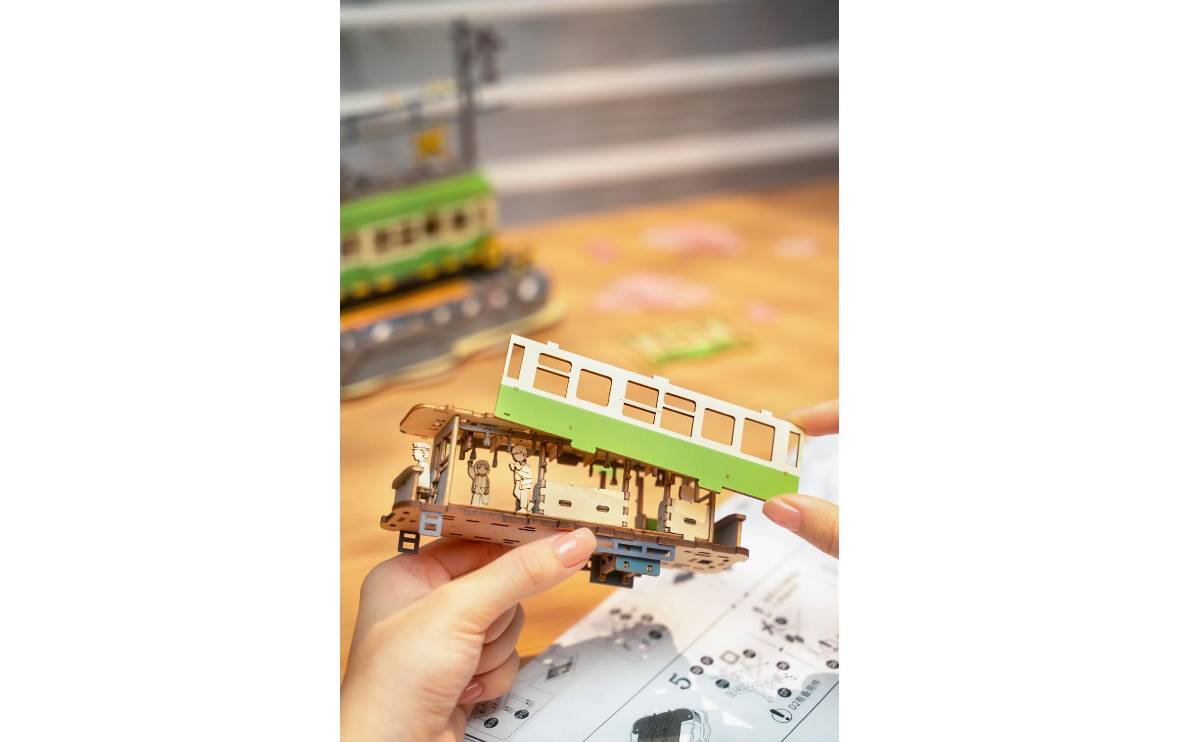 Bausatz Sakura Journey 223-teilig3D-Puzzle aus lasergeschnittenen Holzteilen