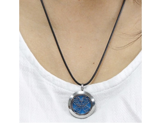 ZEN AROME - Collier d'aromathérapie papillon abstrait