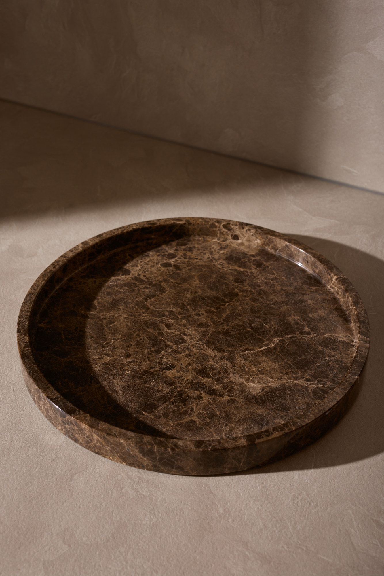 Dienblad Marmer rond met rand tray Ø30 cm bruin