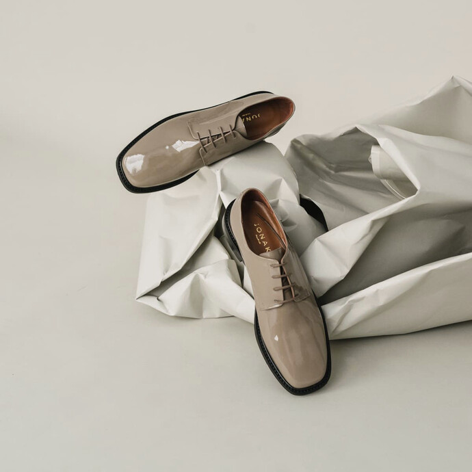 Derbies  en cuir vernis gris