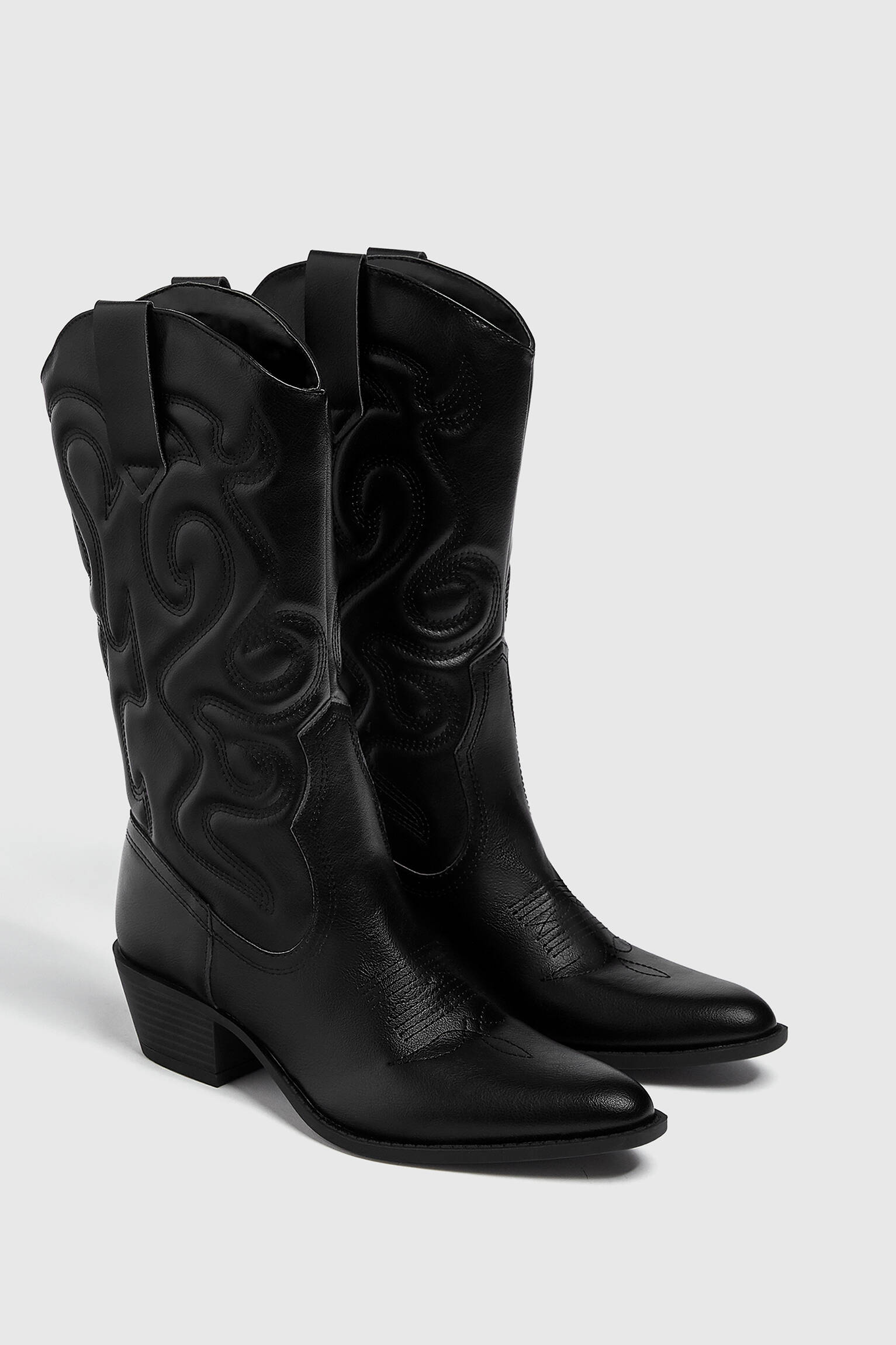 BOTA DE COWBOY COM COSTURA - PRETA