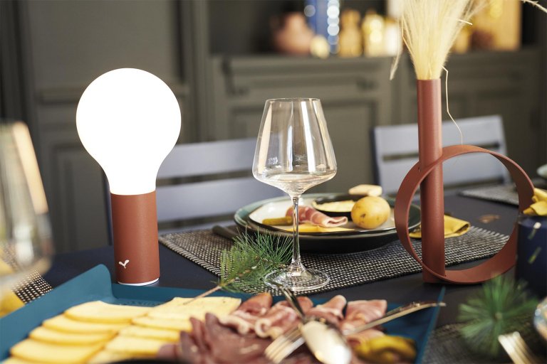 Fermob Aplo H24 tafellamp LED oplaadbaar Red Ochre