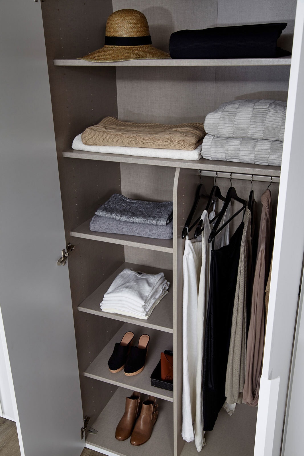 CASAVANTI Kleiderschrank PURISMA Alpinweiß/ Glas Kristallweiß