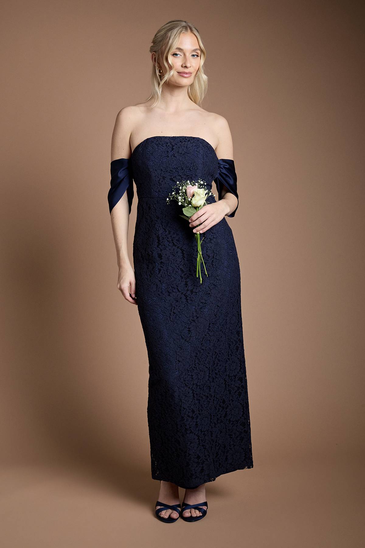 Coast Robe de Demoiselle d'Honneur en Dentelle à Épaules Dénudées