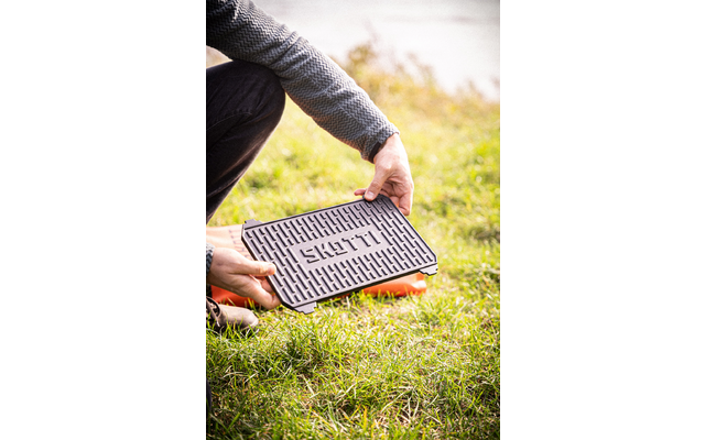 SKOTTI Grillplatte Kast aus Gusseisen 2 in 1 Plancha und Griddle