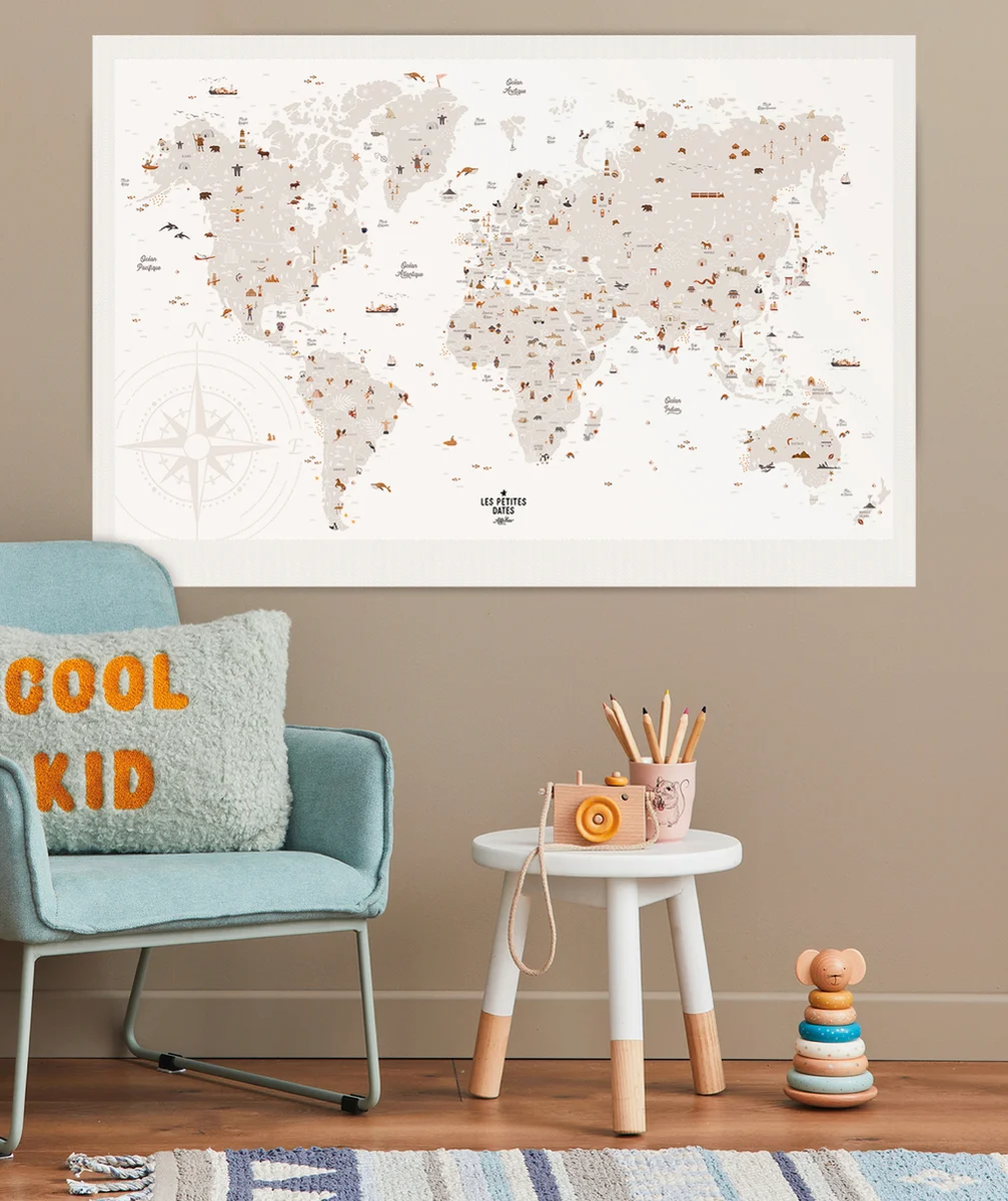 LES PETITES DATESAFFICHE CARTE DU MONDE ENFANT