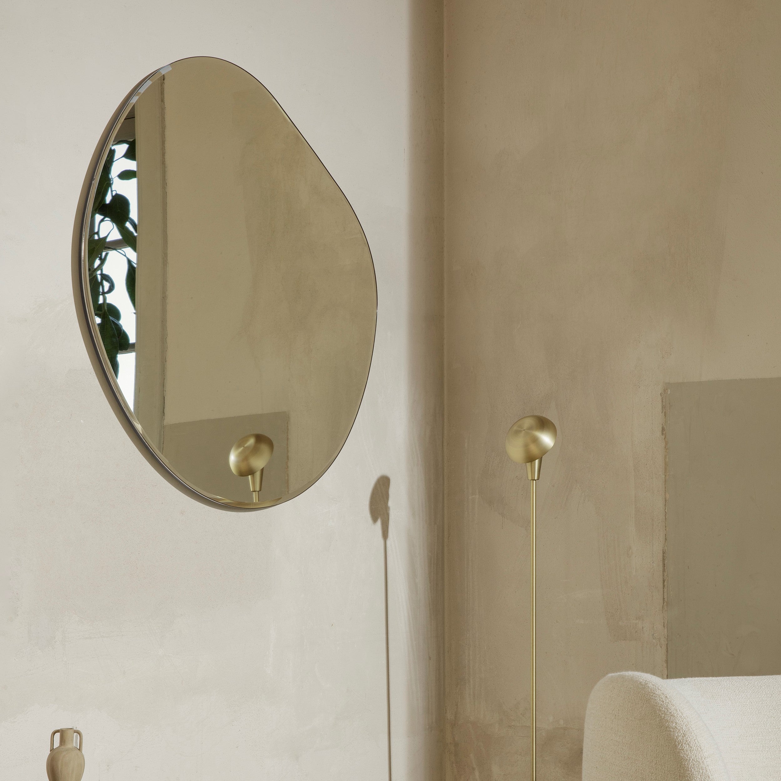 Ferm Living Pond Spiegel - XL - Dark Chrome Frame