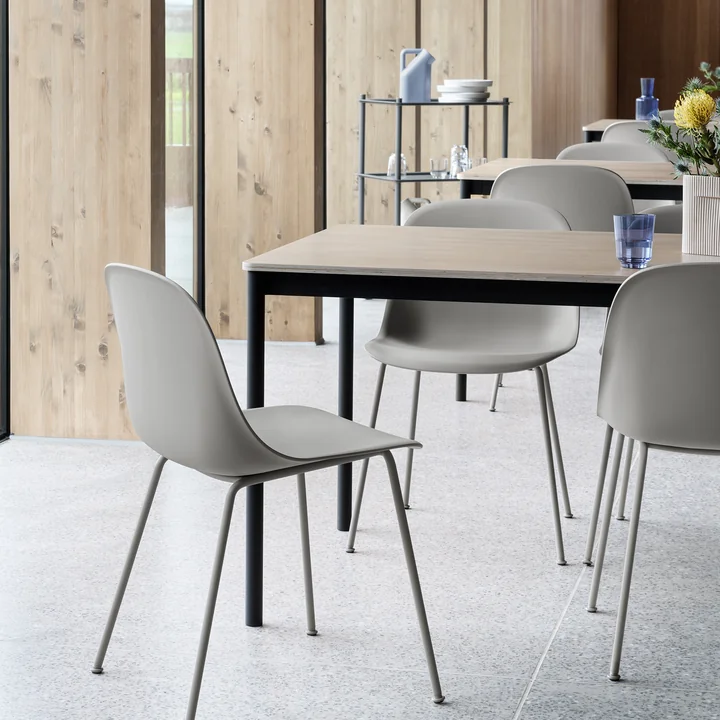 Muuto - Fiber Side Chair Tube Base, schwarz recycled