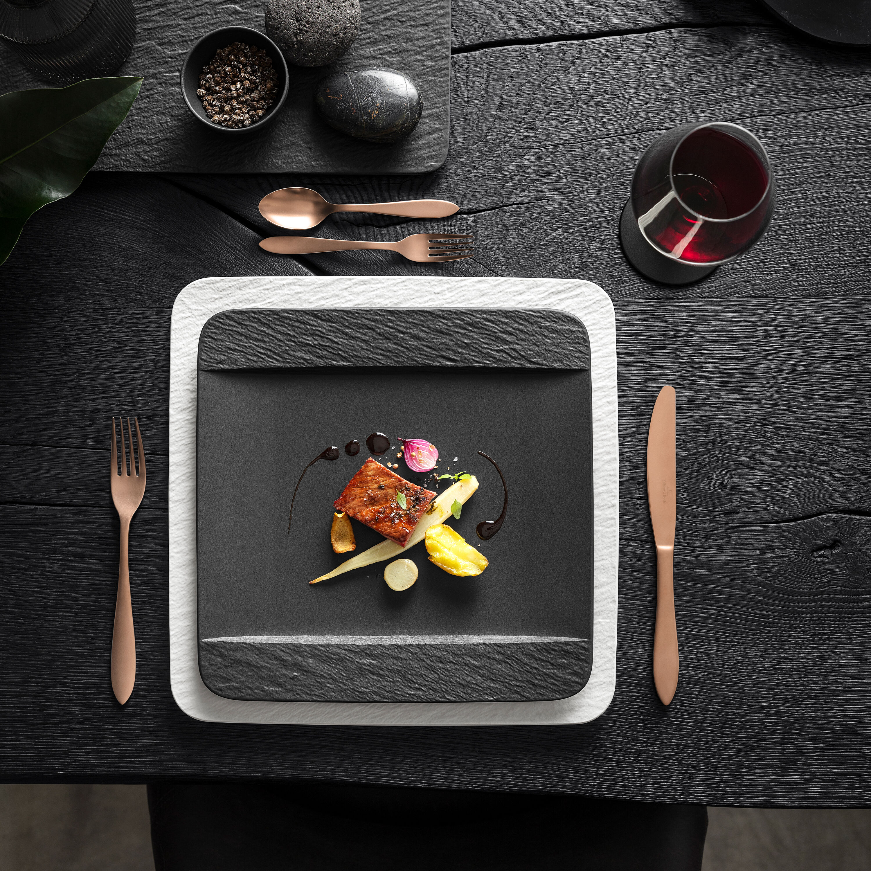 Manufacture Dinner plate Black, 11'' x 11'', Premium Porcelain