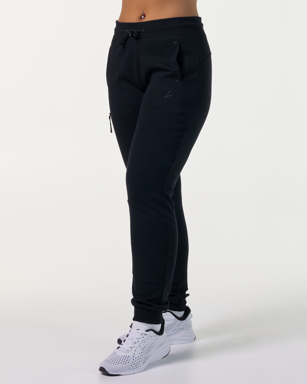LEVITY Break Tech Pants Black
