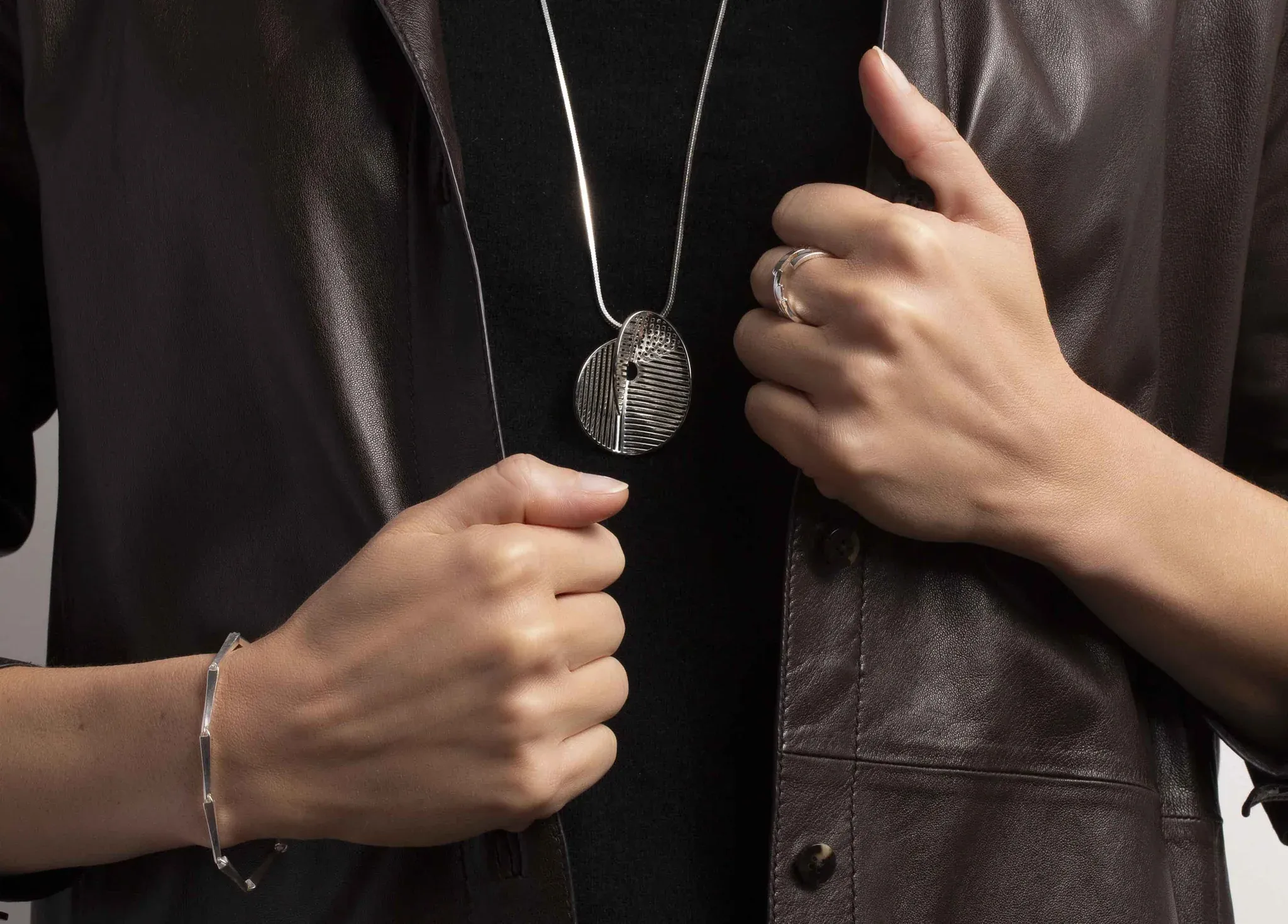 Pendentif Olafur Aerea Studio