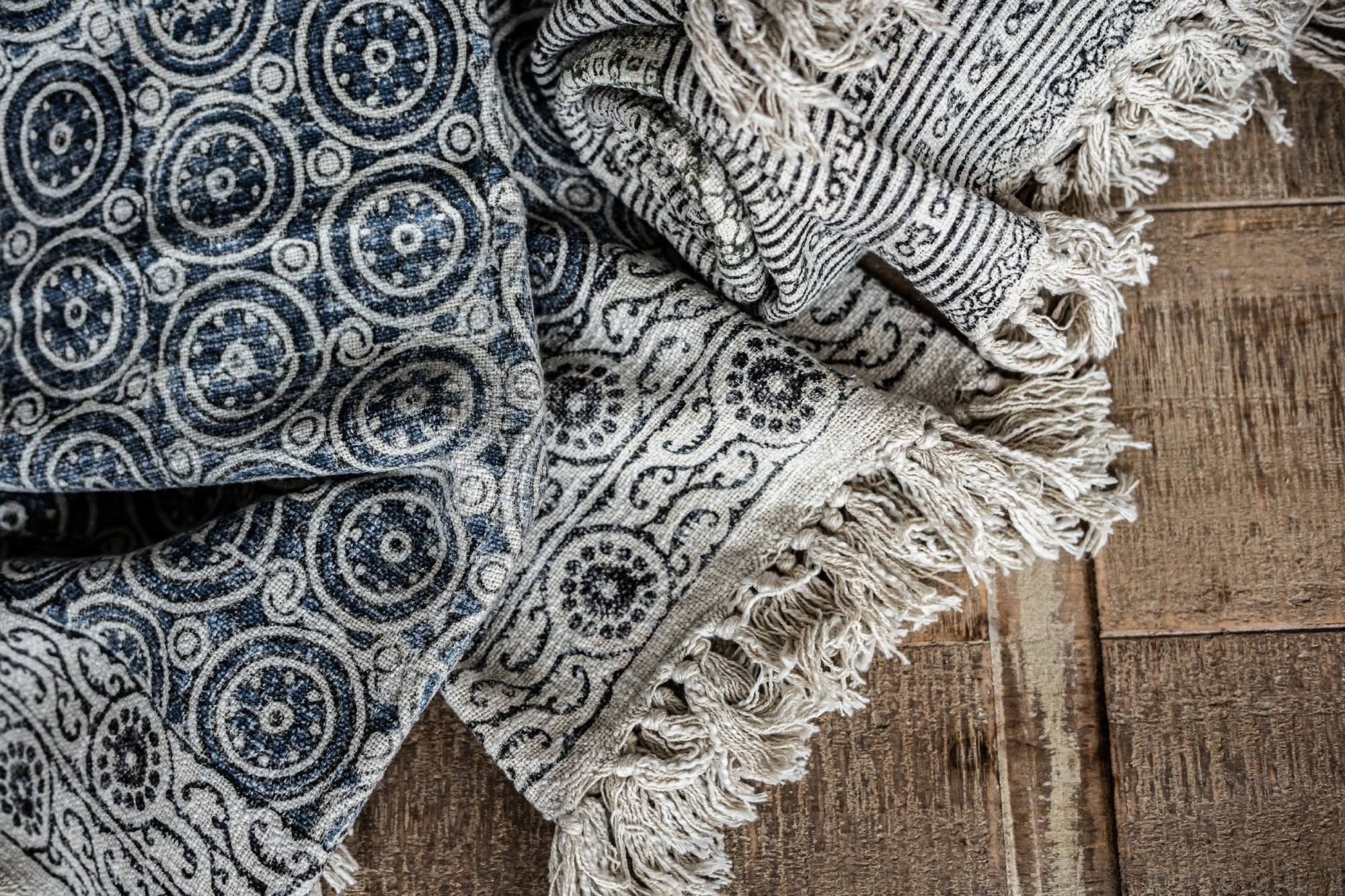 Throw 'Salur', creme, blau, schwarz, B 170 cm, T 120 cm günstig bestellen